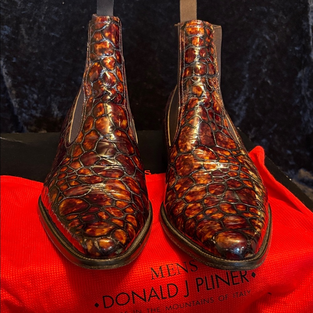 Donald J. Pliner Men's Textured Leather Boots